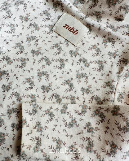 [PRE-ORDER] Turtleneck T-Shirts
