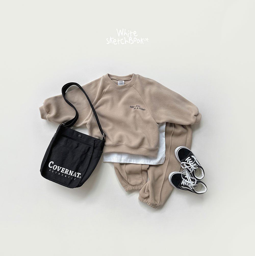 [PRE-ORDER] One Day Fleece Sweatshirts