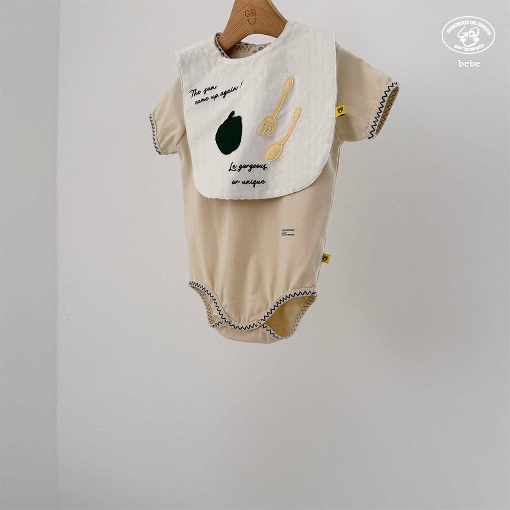 [PRE-ORDER] Mamma Reversible Bib