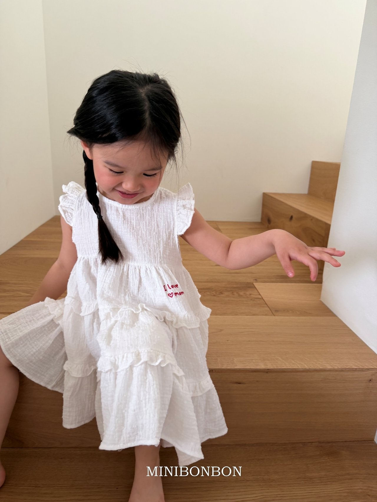 [PRE-ORDER] Love Mommy Dress