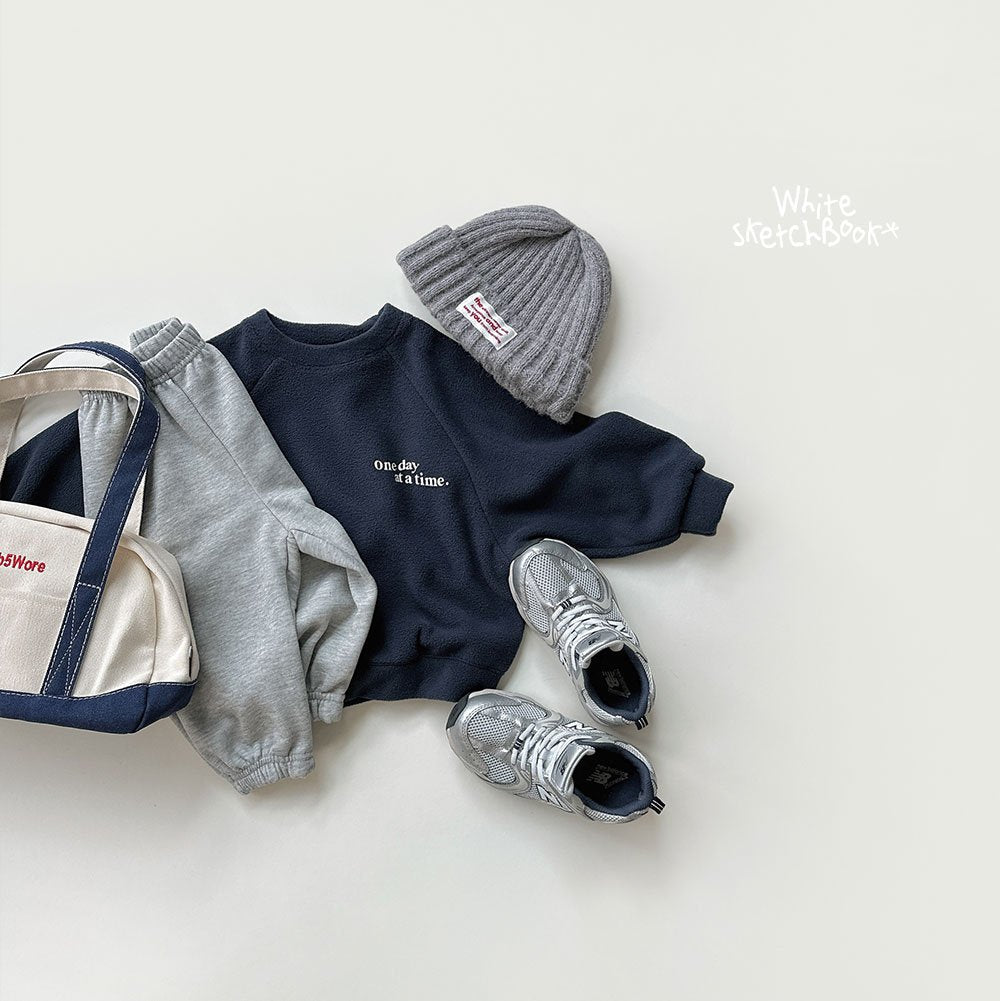 [PRE-ORDER] One Day Fleece Sweatshirts