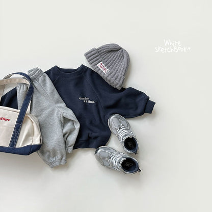 [PRE-ORDER] One Day Fleece Sweatshirts