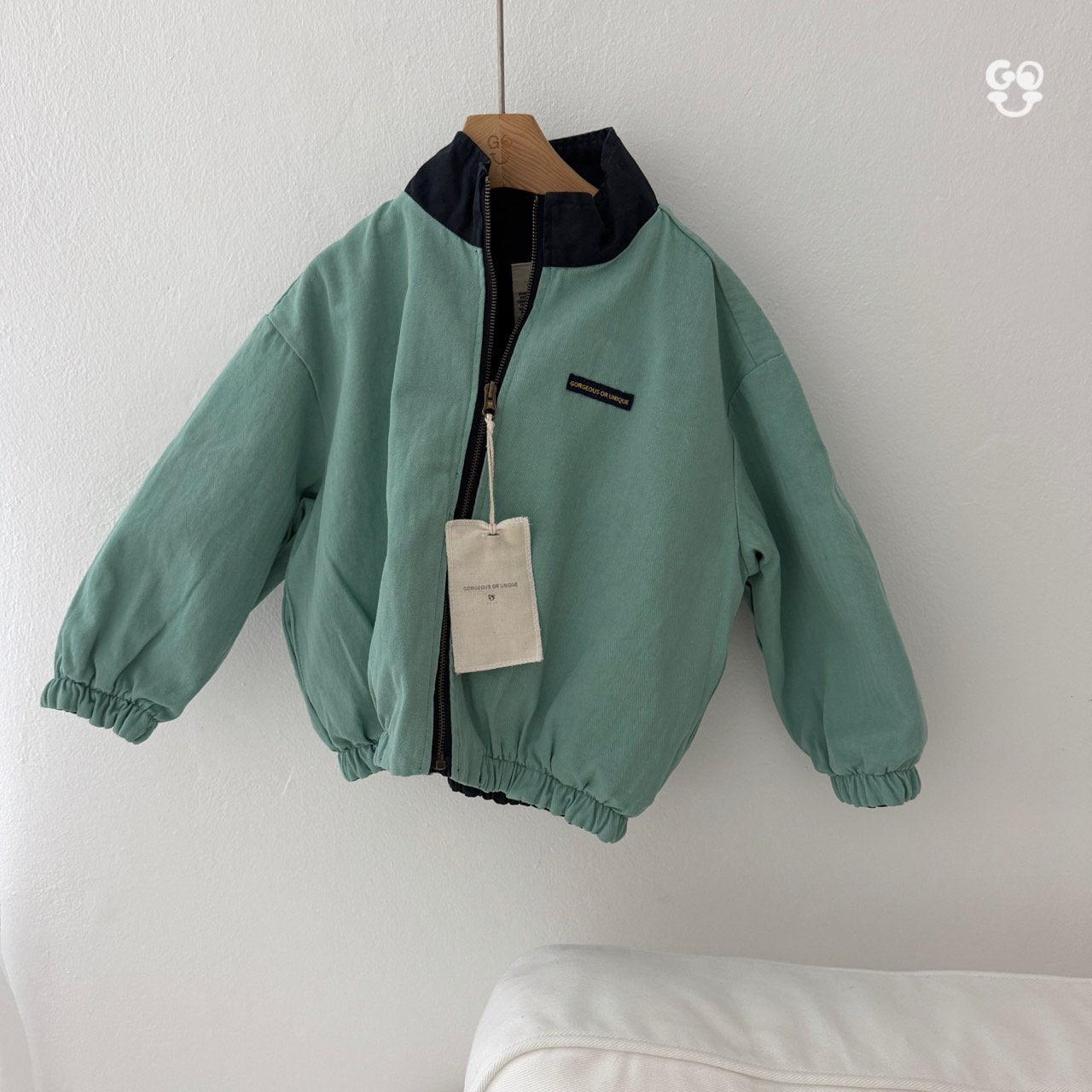 [PRE-ORDER] Reversible Jumper (Mom Couple)