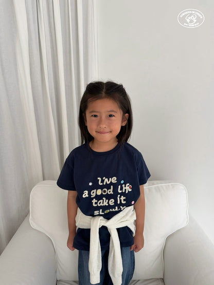 [PRE-ORDER] Button T-Shirts (Mom Couple)