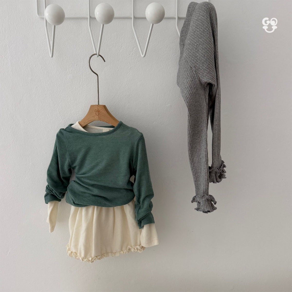 [PRE-ORDER] Like T-Shirts (Mom Couple)