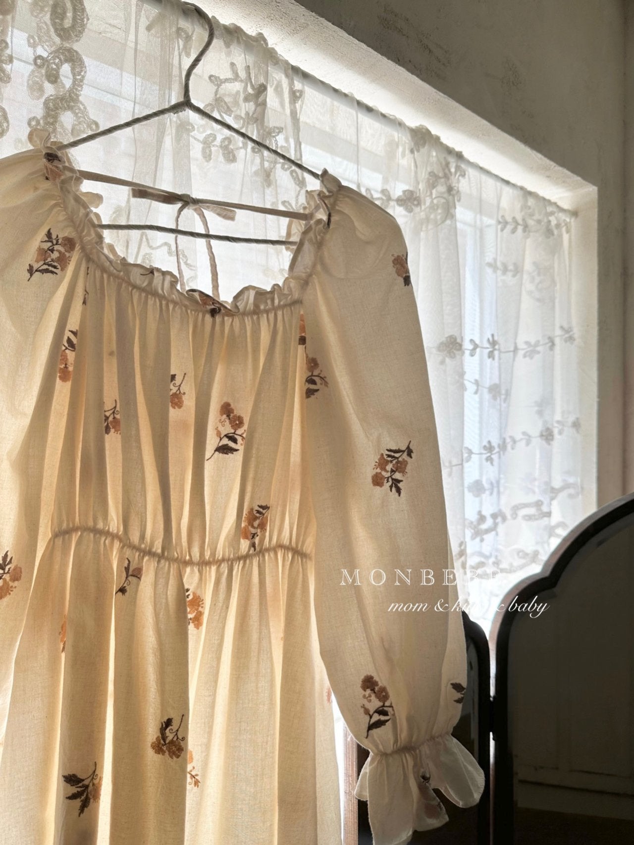 Roro Embroidery Dress [XL(6-7yr)]