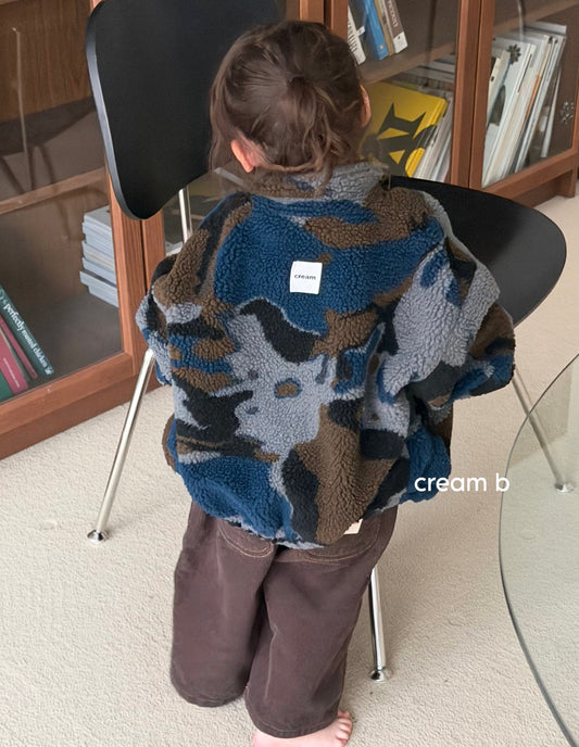 [PRE-ORDER] Sherpa Camo Jumper