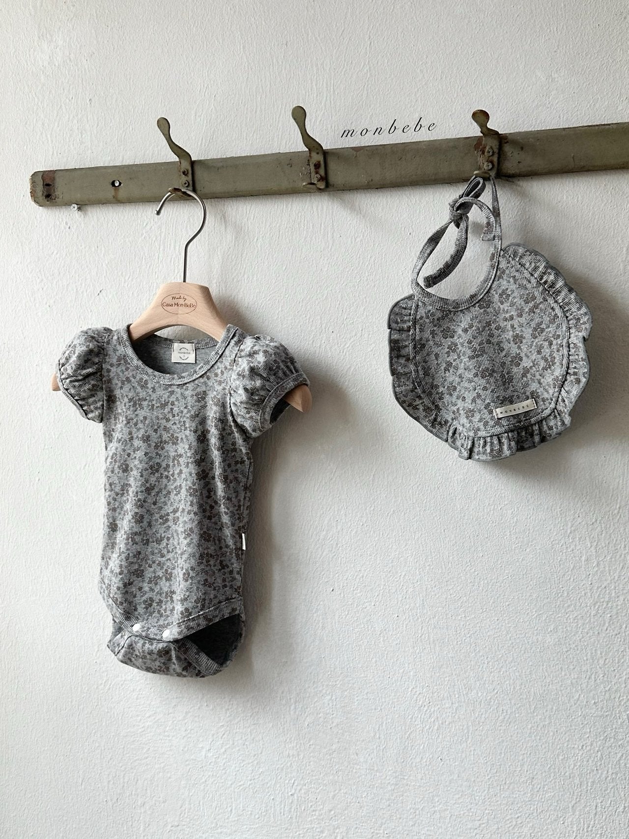 [PRE-ORDER] Puff Flower Body Suit + Bib Set