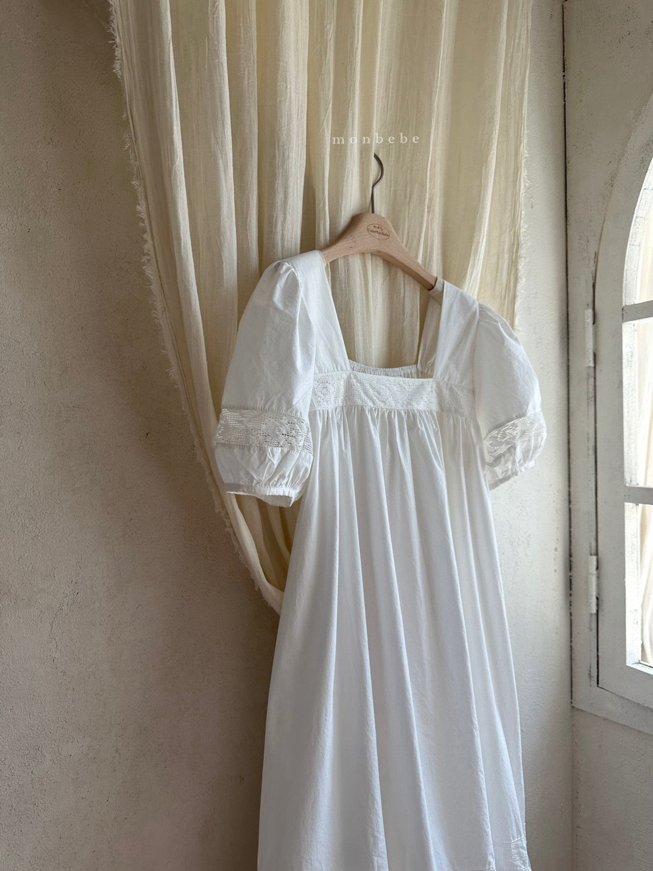 [PRE-ORDER] Rose Square Neck Dress (Mom Couple)