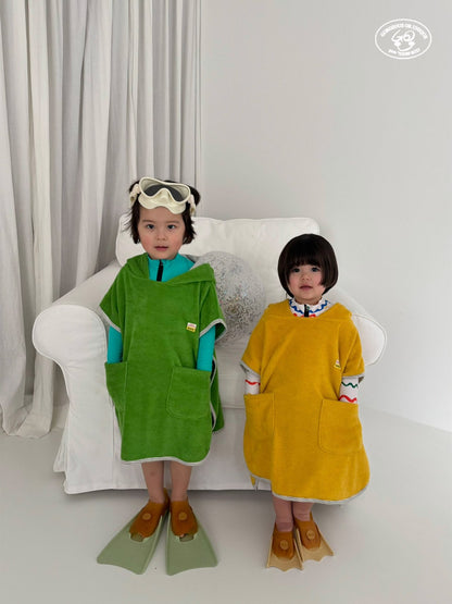 [PRE-ORDER] Multi Towel Poncho