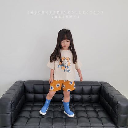 [PRE-ORDER] Smile T-Shirts