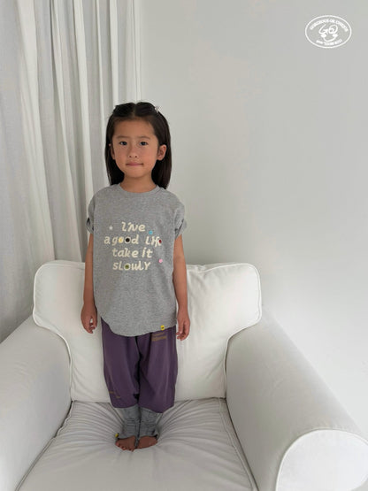 [PRE-ORDER] Button T-Shirts (Mom Couple)
