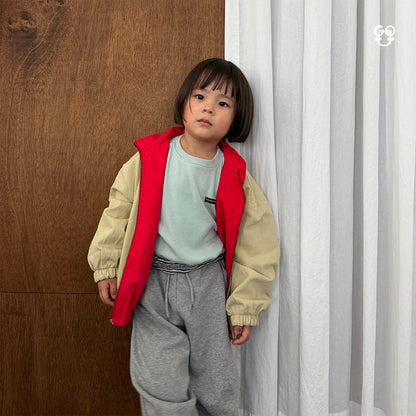 [PRE-ORDER] Reversible Jumper (Mom Couple)