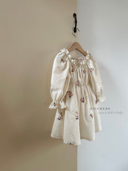 Roro Embroidery Dress [XL(6-7yr)]