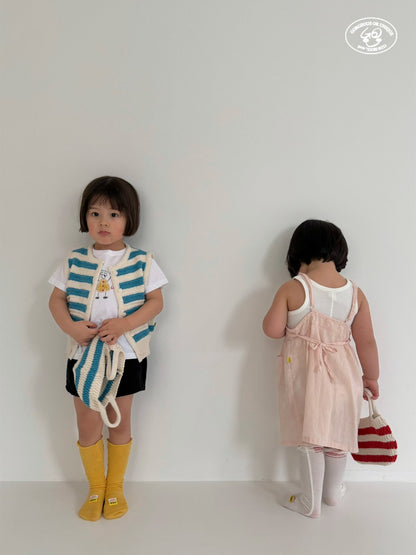 [PRE-ORDER] Made Vest (Mom Couple)