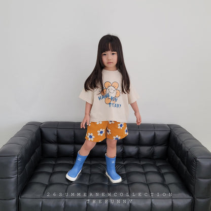[PRE-ORDER] Smile T-Shirts