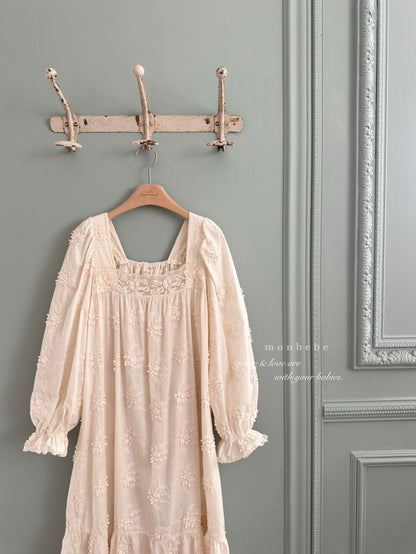 [PRE-ORDER] Floral Vintage Dress (Mom Couple)