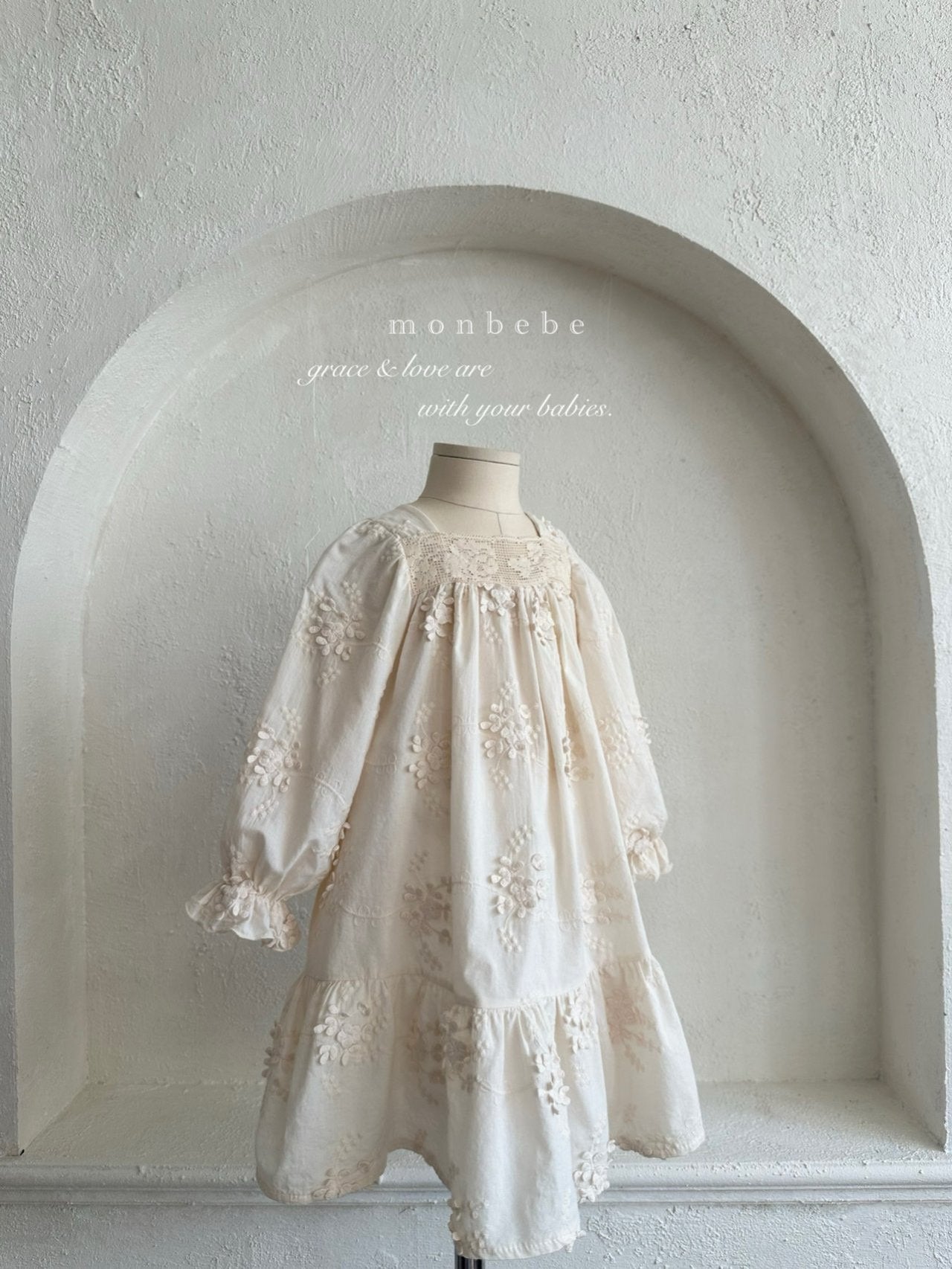 [PRE-ORDER] Floral Vintage Dress (Mom Couple)