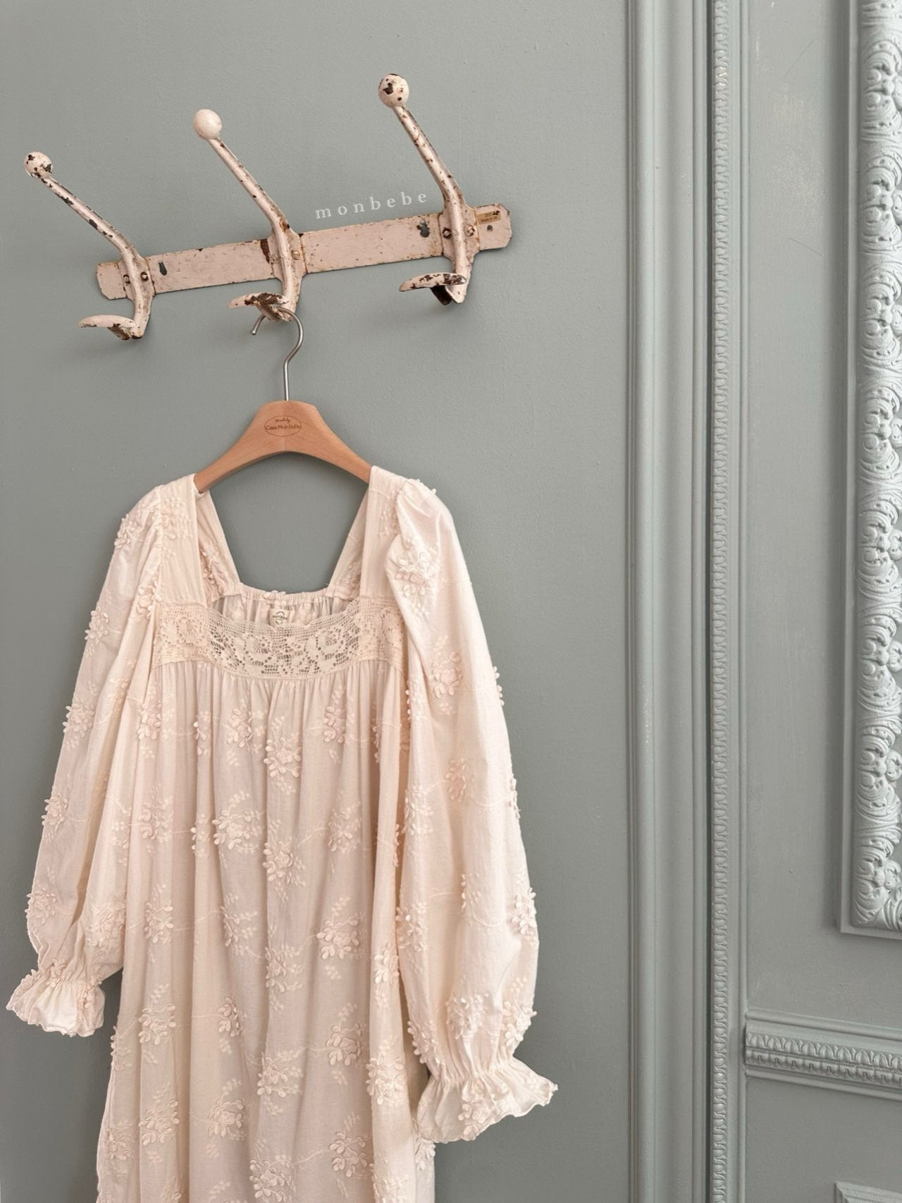 [PRE-ORDER] Floral Vintage Dress (Mom Couple)