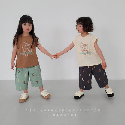[PRE-ORDER] Bell Sleeveless T-Shirts