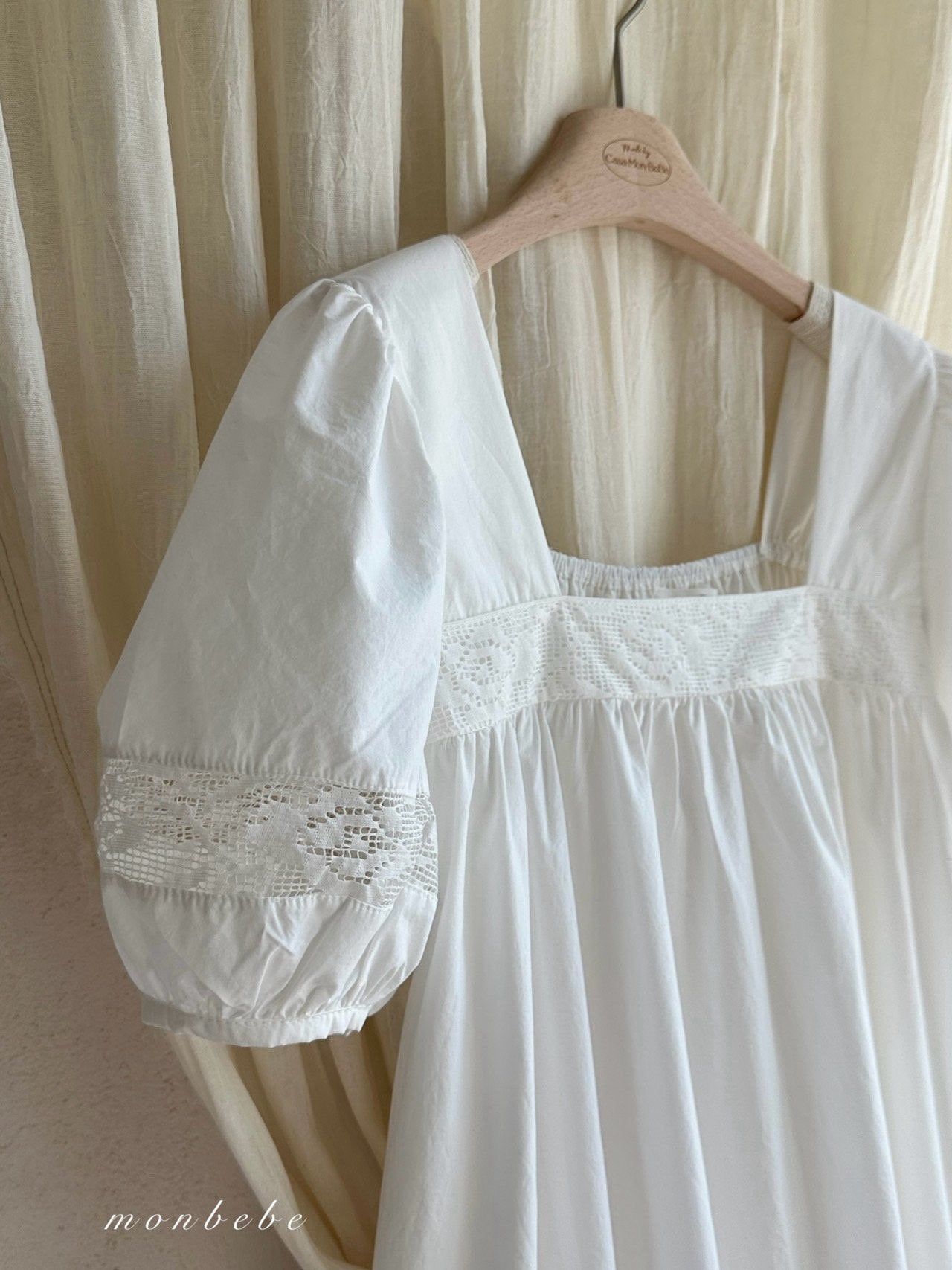 [PRE-ORDER] Rose Square Neck Dress (Mom Couple)