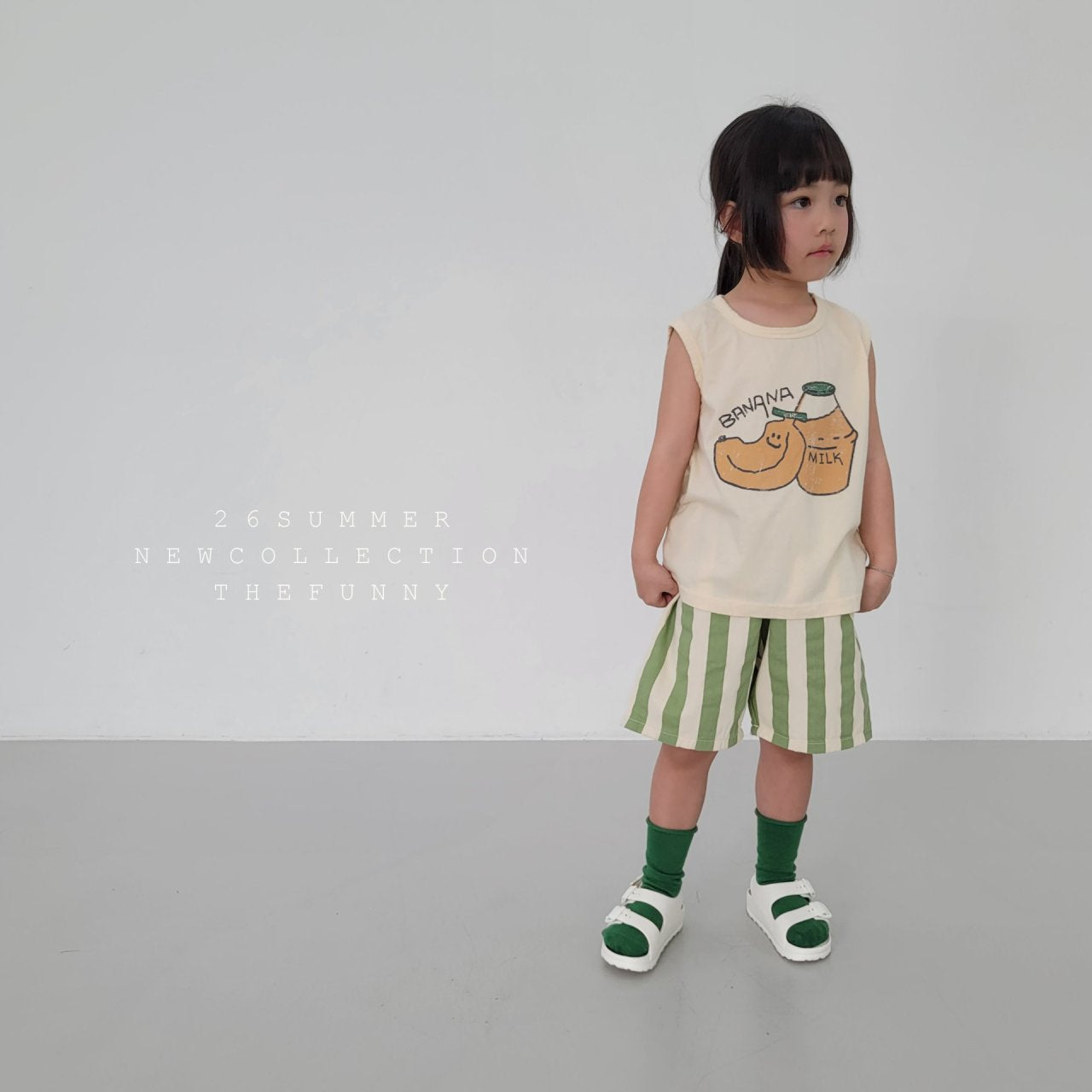 [PRE-ORDER] Banana Sleeveless T-Shirts
