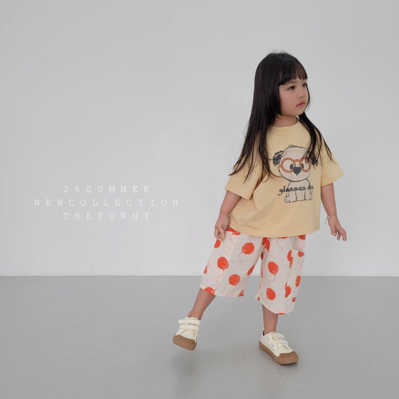 [PRE-ORDER] Glasses Dot T-Shirts