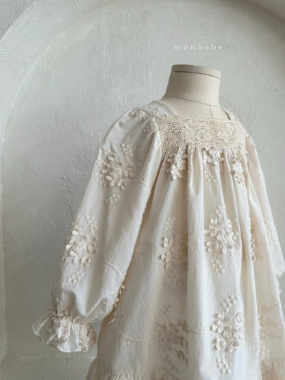 [PRE-ORDER] Floral Vintage Dress (Mom Couple)