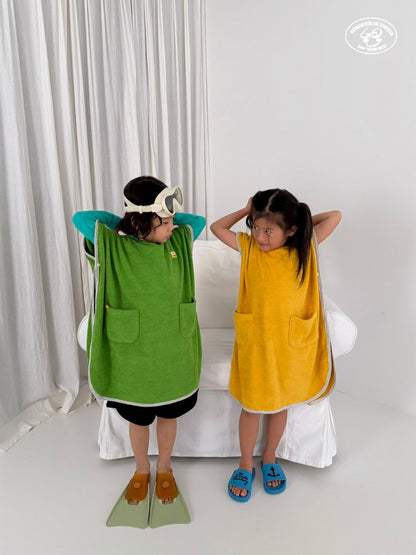 [PRE-ORDER] Multi Towel Poncho