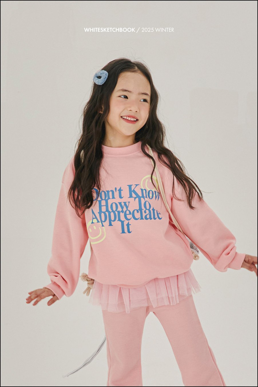 [PRE-ORDER] Smile Sweatshirts