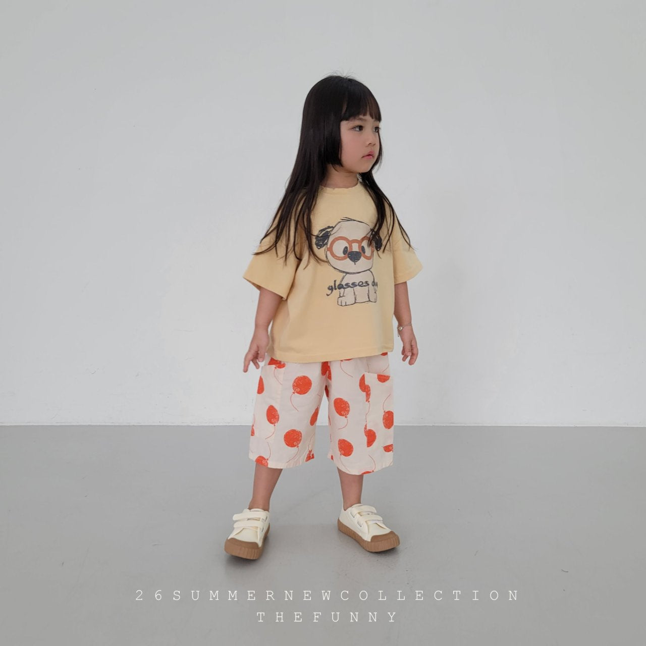 [PRE-ORDER] Glasses Dot T-Shirts