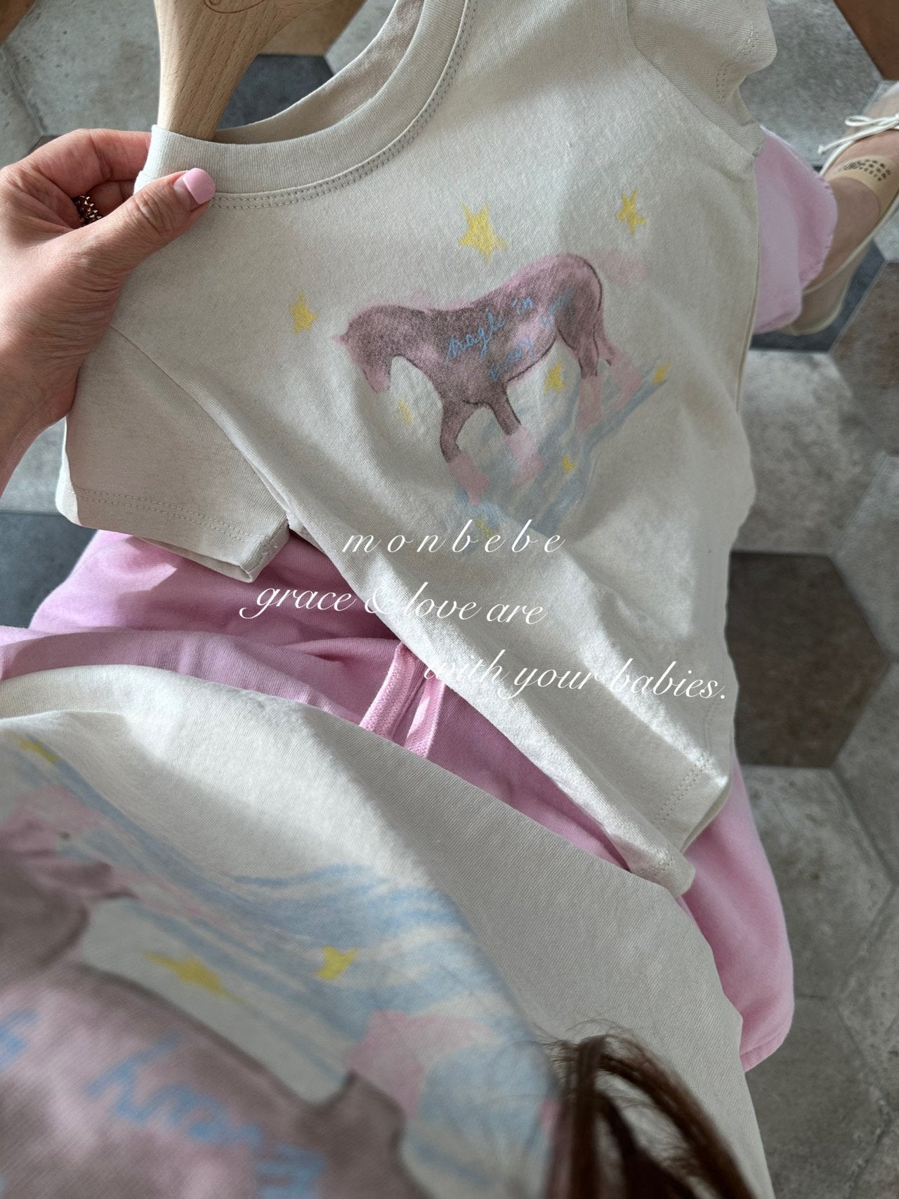 [PRE-ORDER] Magic Step T-Shirts (Mom Couple)