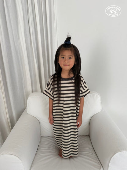 [PRE-ORDER] Long Long Dress