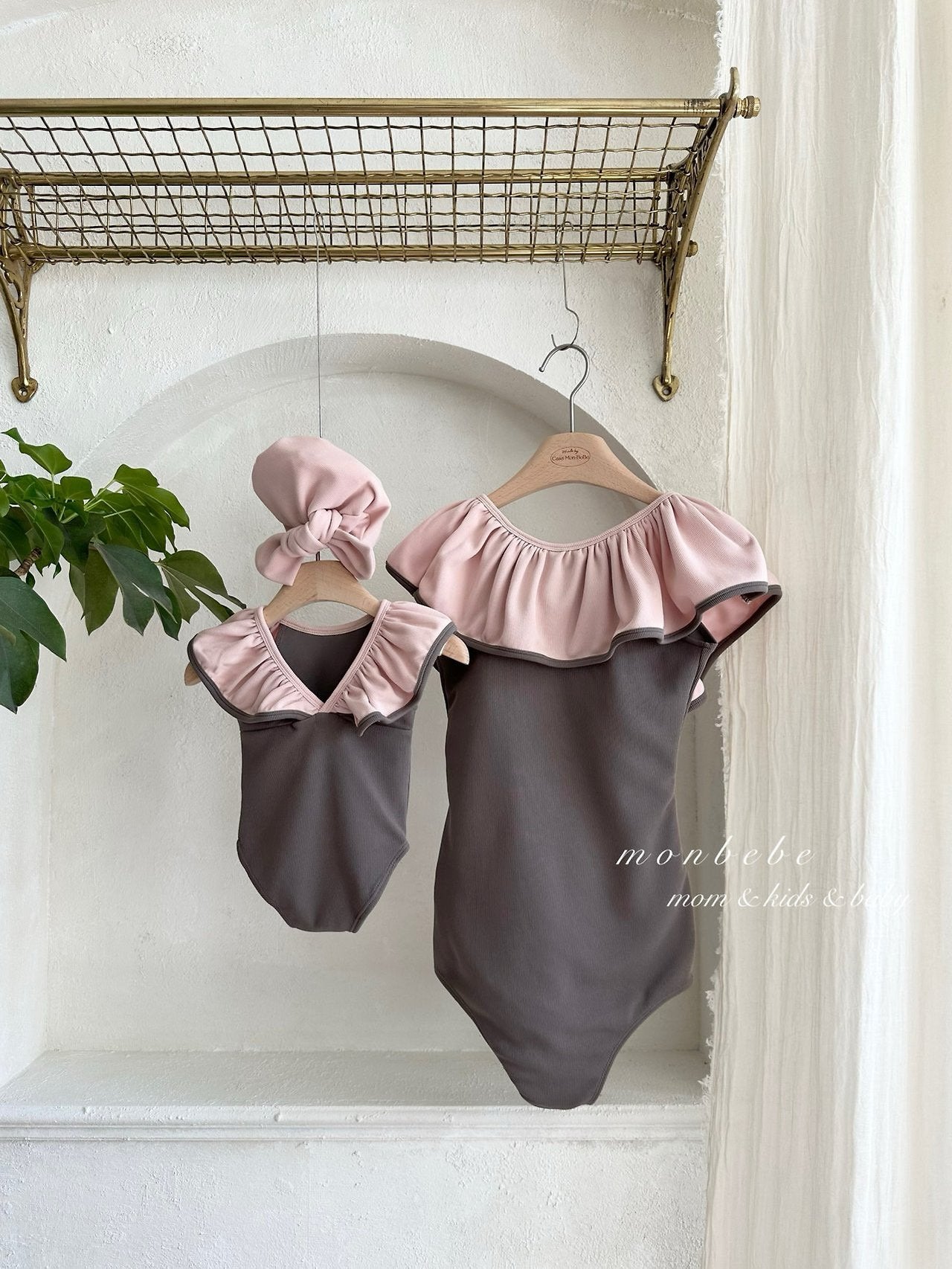 [PRE-ORDER] Multi Boom Frill Swim Suit (Mom Couple)