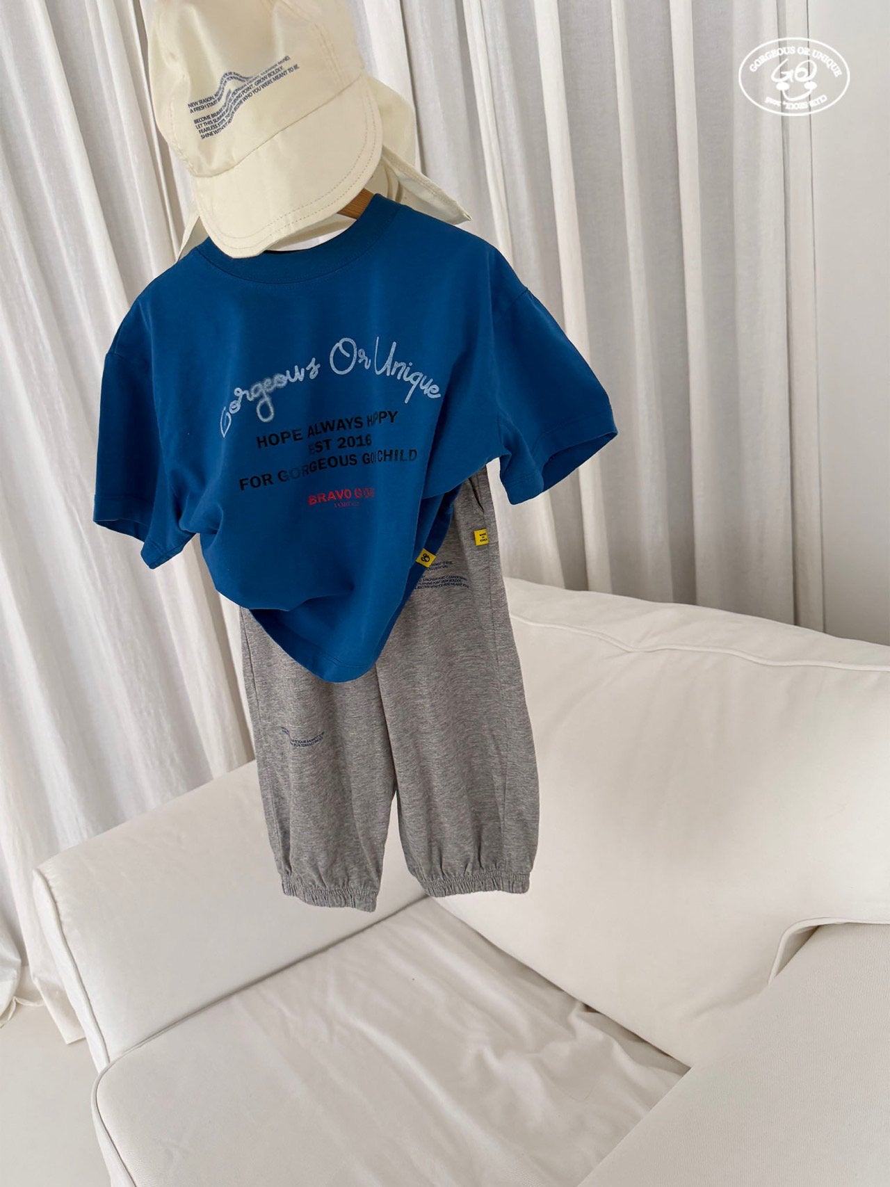[PRE-ORDER] Lettering T-Shirts (Mom&Dad Couple)