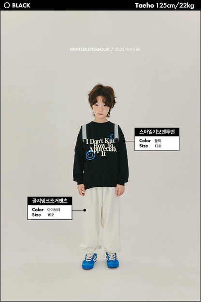 [PRE-ORDER] Smile Sweatshirts