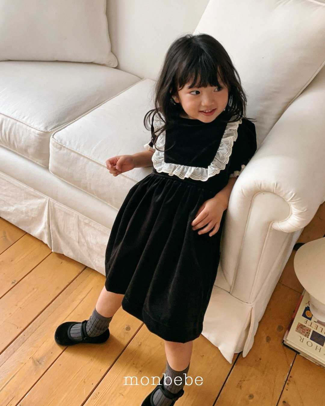 [PRE-ORDER] Anna Velvet Dress (Mom Couple)