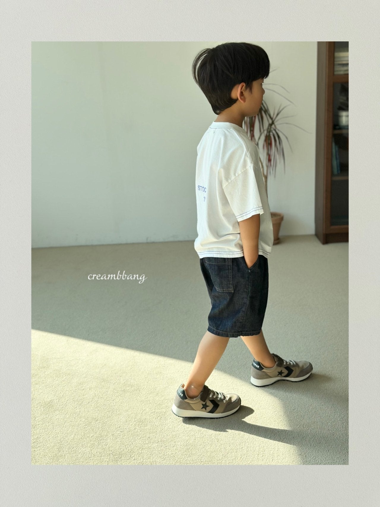 [PRE-ORDER] Charming Pin-Tuck Denim Pants