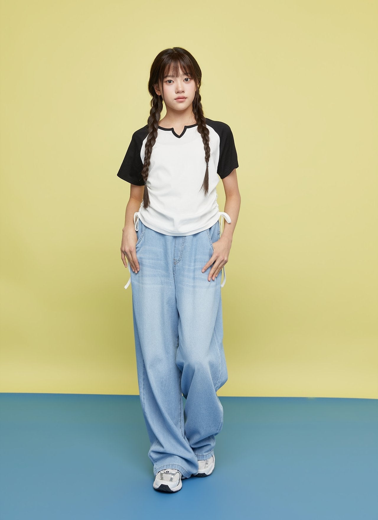 [PRE-ORDER] V Shirring T-Shirts