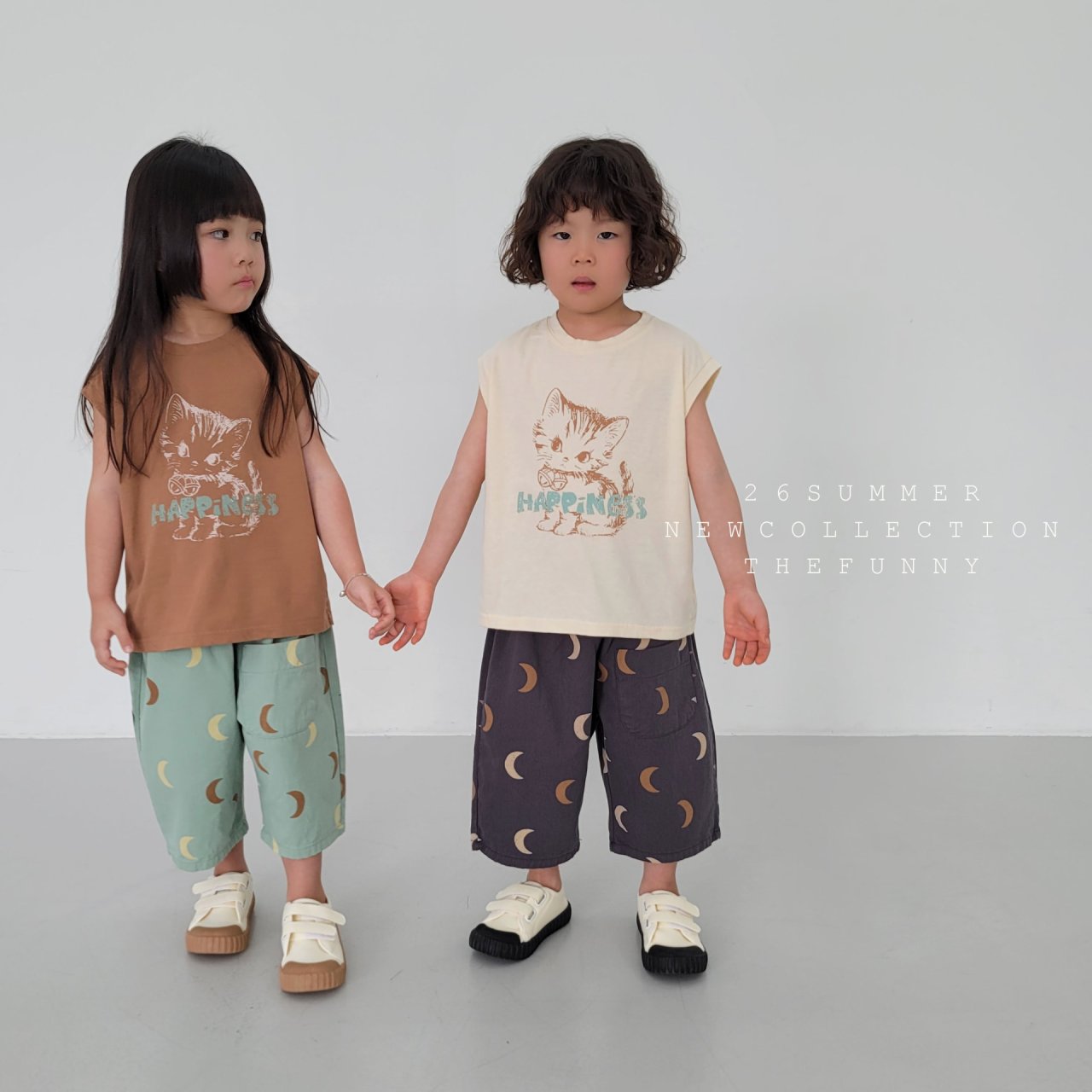 [PRE-ORDER] Bell Sleeveless T-Shirts