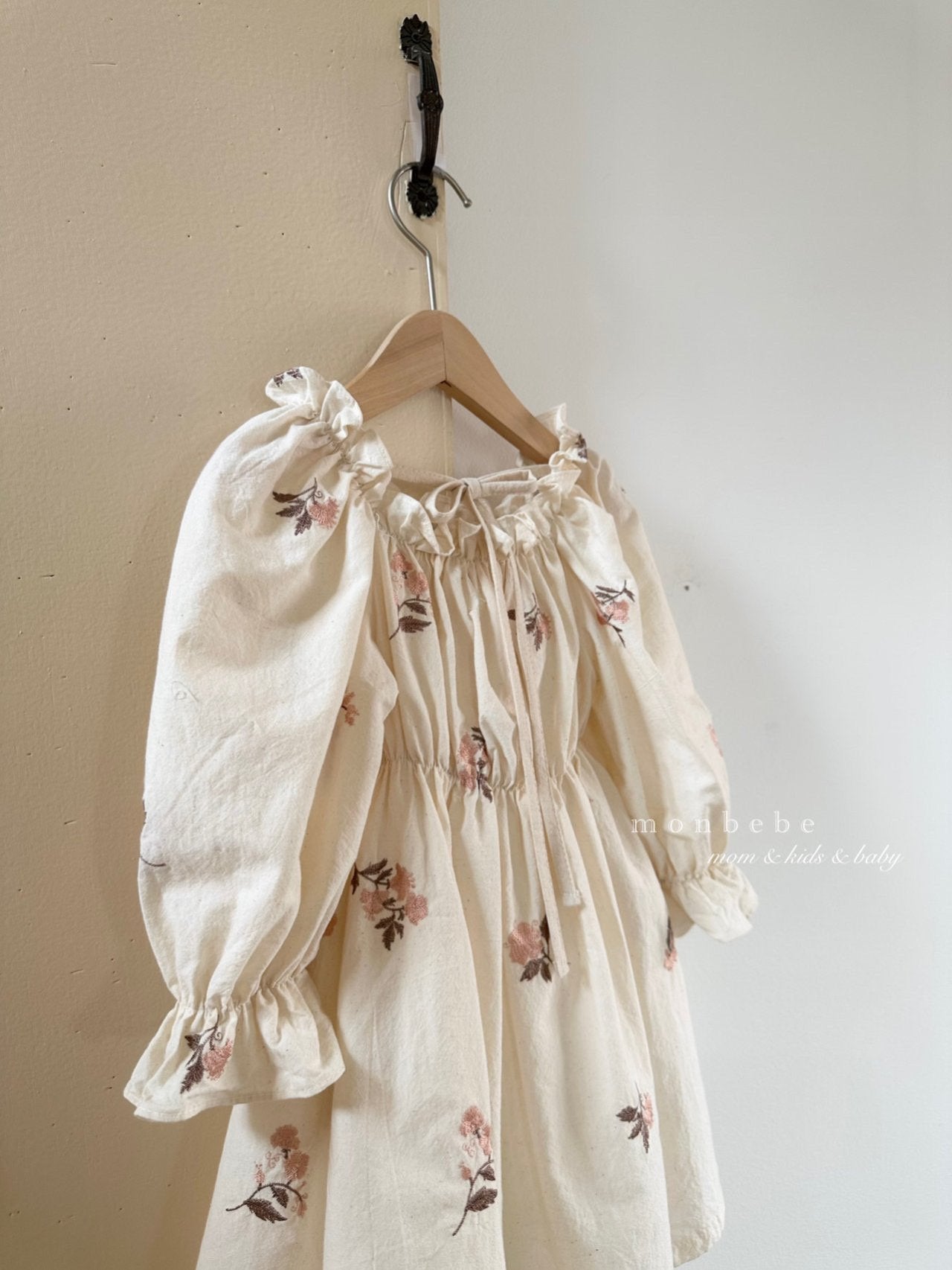 Roro Embroidery Dress [XL(6-7yr)]