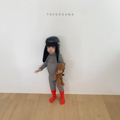 [PRE-ORDER] Cozy Turtleneck T-Shirts