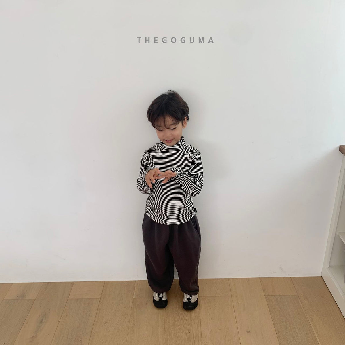 [PRE-ORDER] Cozy Turtleneck T-Shirts