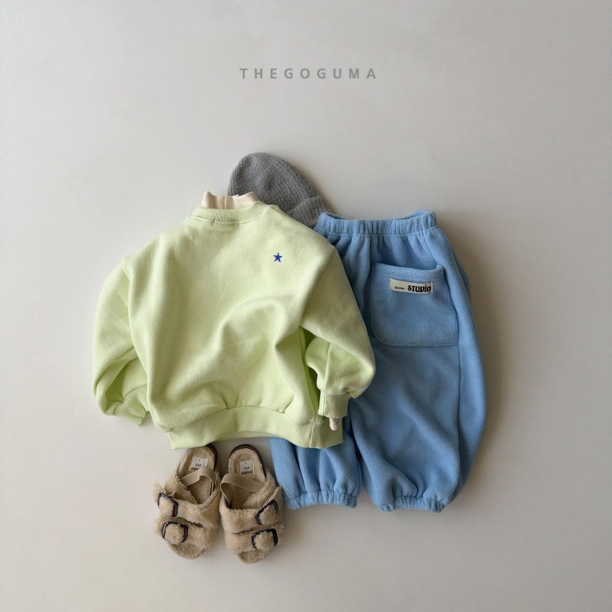 [PRE-ORDER] Star Sweatshirts