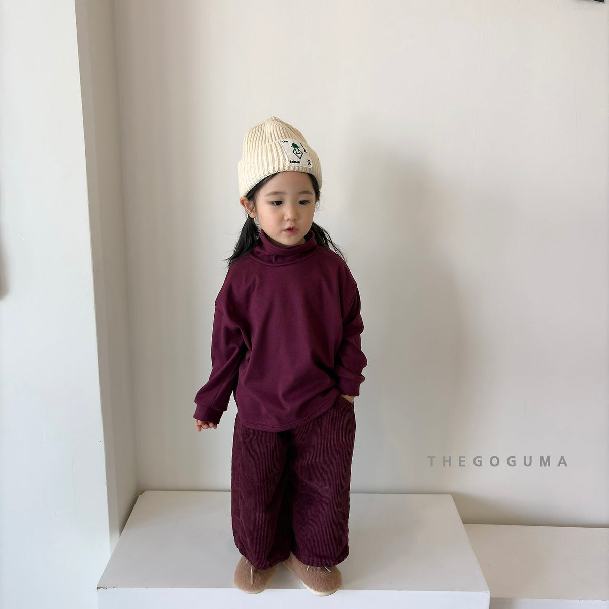 [PRE-ORDER] Solid Span Turtleneck T-Shirts