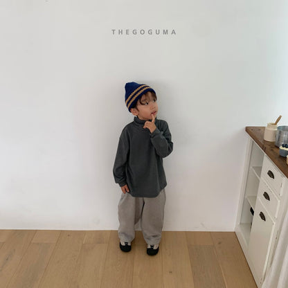 [PRE-ORDER] Solid Span Turtleneck T-Shirts