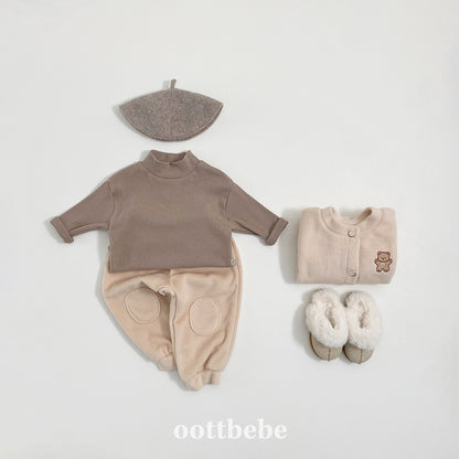 [PRE-ORDER] Modal Ribbed Turtleneck T-Shirts