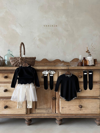 Holly T-Shirt [Black/M(3-4yr)]
