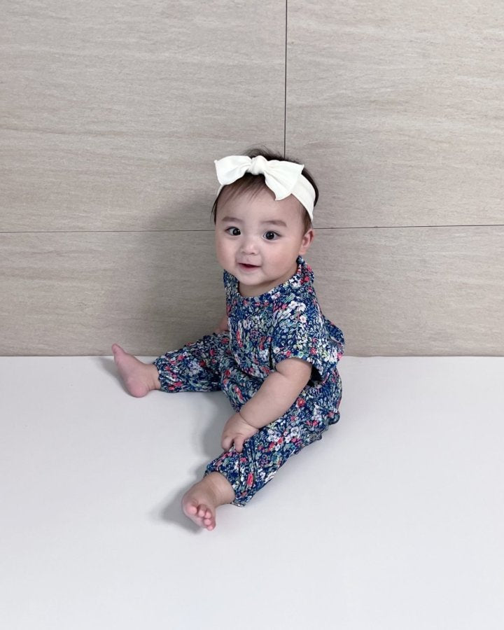 [PRE-ORDER] Mont Blanc Pleats Top Bottom Set