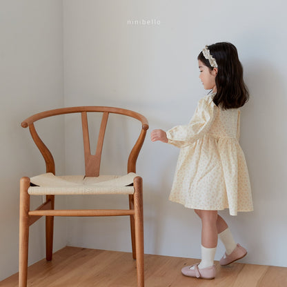 Riley Dress [Cream/L(4-5yr)]